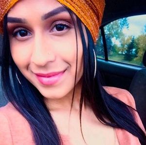 Meet your Posher, Nikki